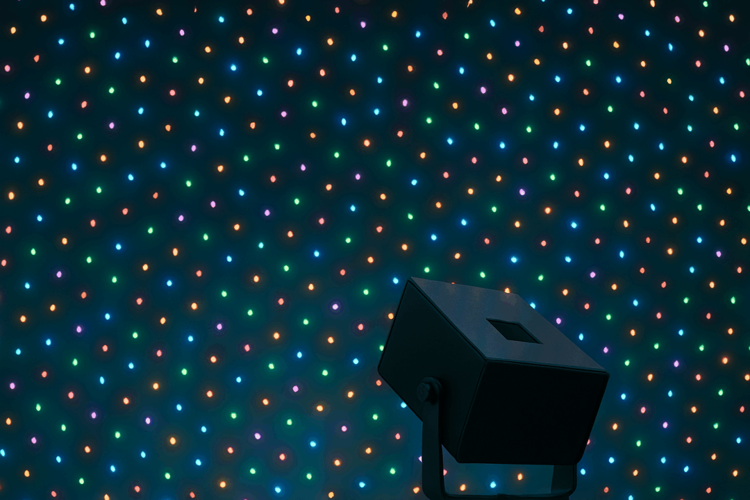 COLOR LASER PROJECTOR